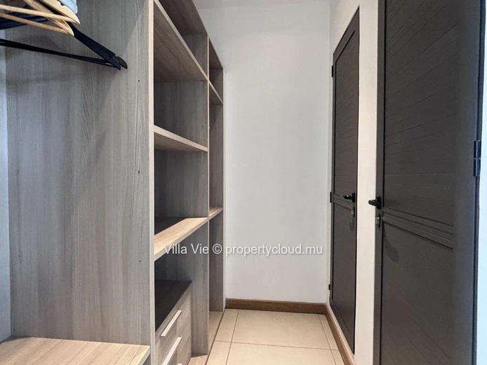 Grand Gaube - Penthouse spacieux de 3 chambres-ensuite avec bureau, piscine et vue sur la mer