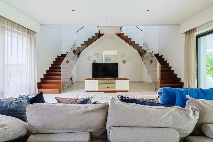 Beau Champ - Splendid 5 bedroom villa with private pool