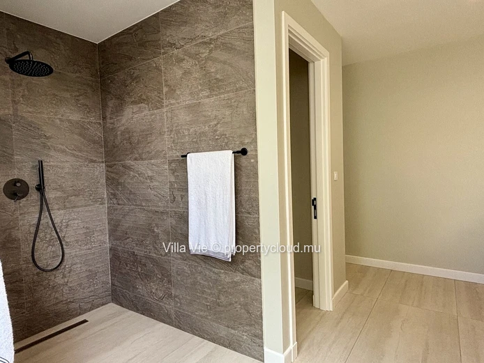 Bois Chandelle - Maison contemporaine de 4 chambres