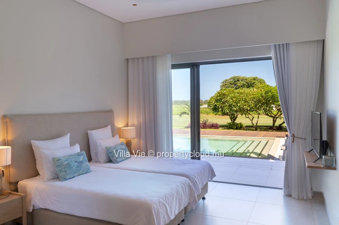 Beau Champ - Luxueux duplex de 4 chambres avec vue sur le golf et la mer