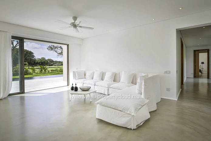 Beau Champ - Spacious 4 bedroom villa with private pool