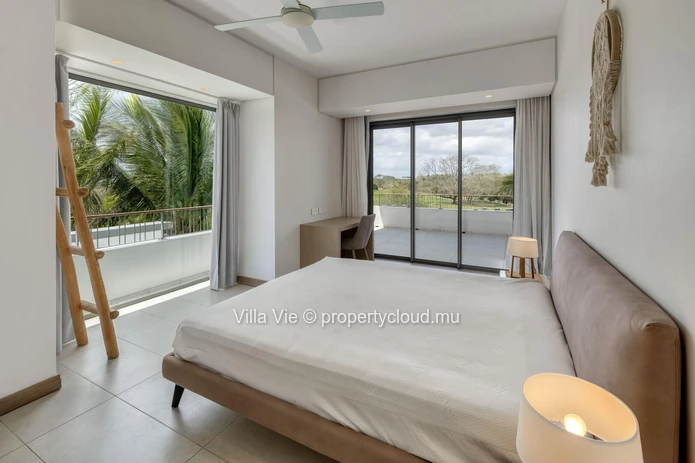 Mont Choisy - 3-bedroom penthouse with golf view