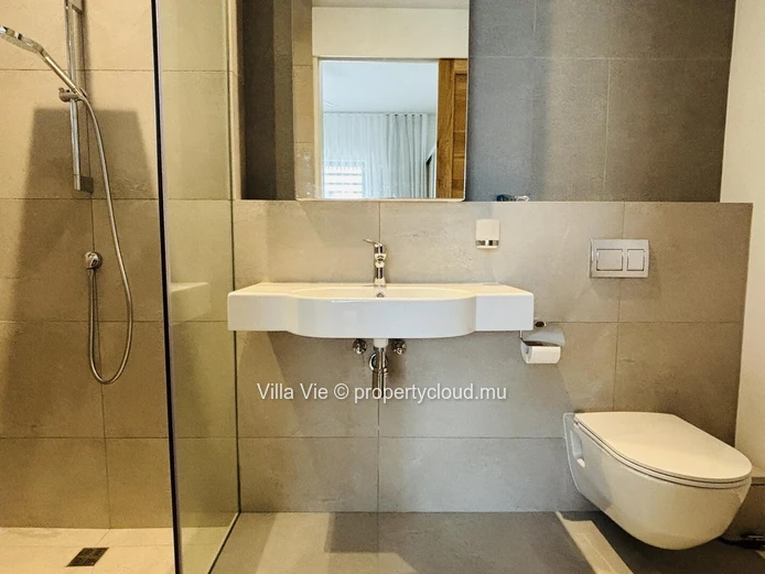 Belle Vue - Beautiful 4-bedroom apartment on the first floor