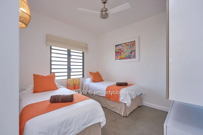 Péreybère - Beautiful, newly renovated 2-bedroom apartment with common swimming pool, spa and gym