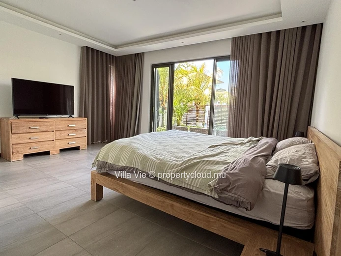 The Vale - Bright 4-bedroom villa in a secure residence