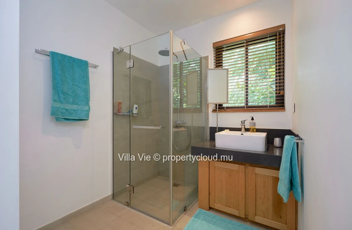 Pointe Aux Canonniers - Appartement de 3 chambres.