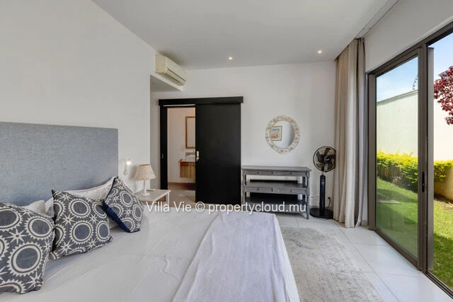 Mont Mascal - Modern 3-bedroom en-suite house with swimming pool