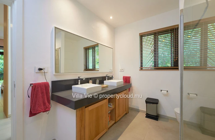 Pointe Aux Canonniers - Appartement de 3 chambres.