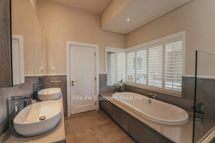 Bel Ombre - Splendid 4 bedroom villa with pool