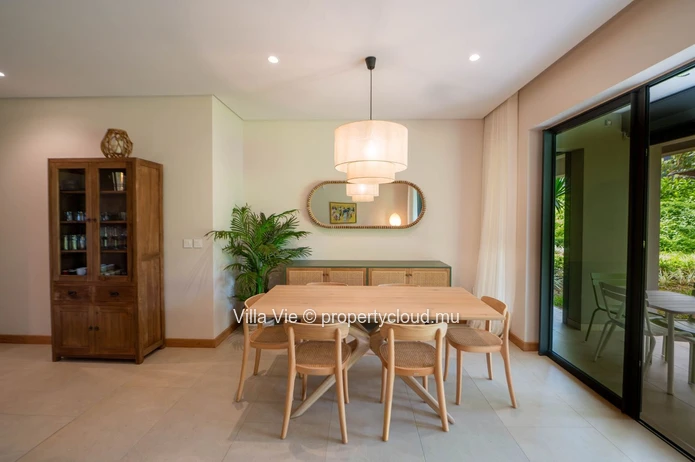 Belle Vue - Beautiful 3-bedroom apartment on the ground floor (Sole Mandate)