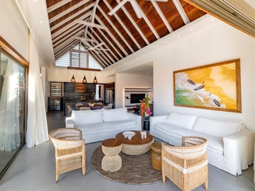 4 Bedroom Villa