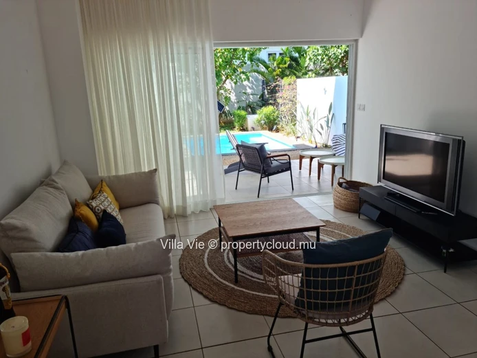 Péreybère - Charmant duplex de 3 chambres avec piscine privée