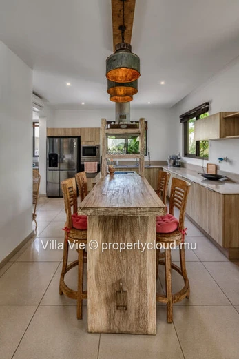 Mont Mascal - Modern 3-bedroom en-suite house with swimming pool