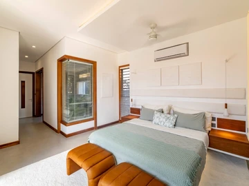 4 Bedroom Villa
