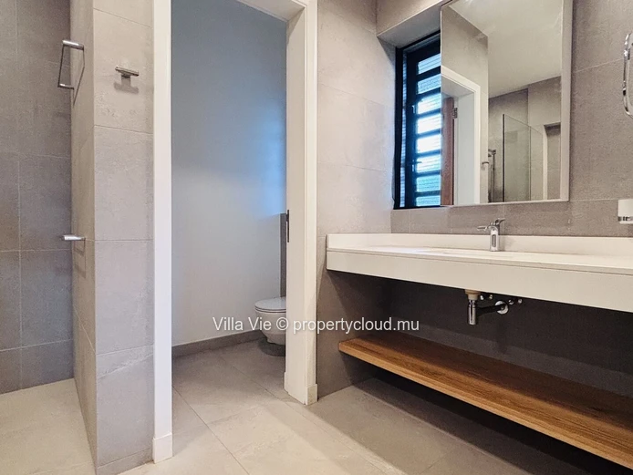 Belle Vue - Bel appartment de 3 chambres en-suite au rez-de-chaussée