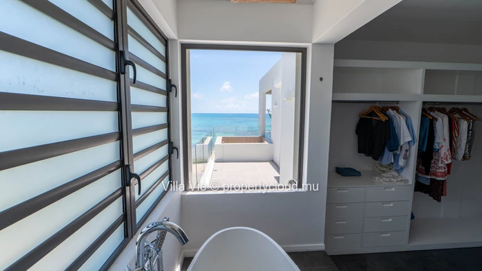 Péreybère - Penthouse d'exception avec vue et accès mer