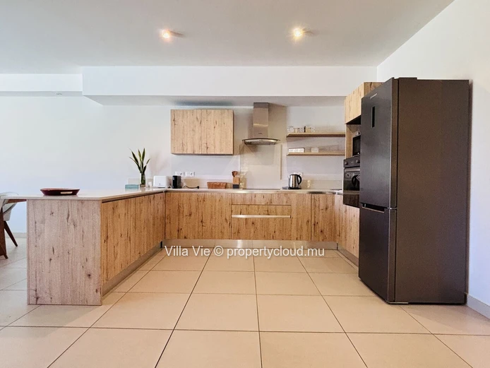 Calodyne - 3-bedroom duplex with a pool by the sea (Sole Mandate)