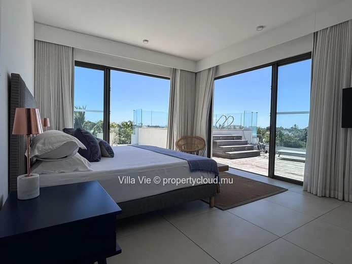 Grand Gaube - Penthouse spacieux de 3 chambres-ensuite avec bureau, piscine et vue sur la mer