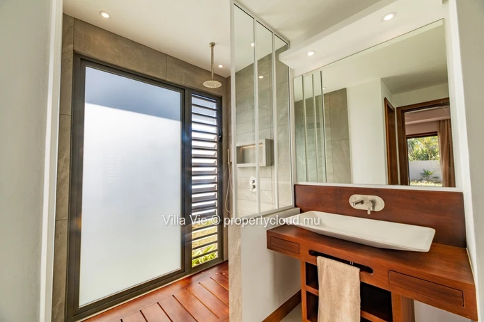 Mont Mascal – Stunning 4-bedroom villa with private swimming pool