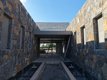 4 Bedroom Villa