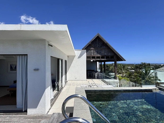 Grand Gaube - Penthouse spacieux de 3 chambres-ensuite avec bureau, piscine et vue sur la mer