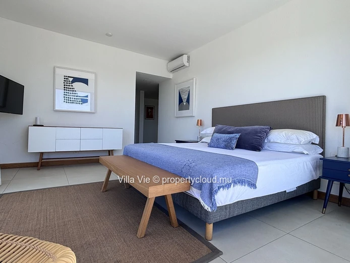 Grand Gaube - Penthouse spacieux de 3 chambres-ensuite avec bureau, piscine et vue sur la mer