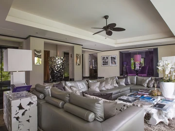 5 Bedroom Villa