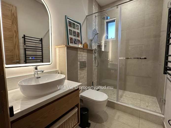 Belle Vue - Beautiful 3-bedroom apartment on the ground floor (Sole Mandate)