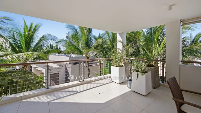 Péreybère - Magnifique penthouse de 3 chambres avec grand rooftop et piscine privée (Mandat exclusif)