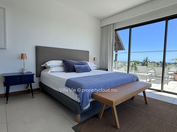 Grand Gaube - Penthouse spacieux de 3 chambres-ensuite avec bureau, piscine et vue sur la mer