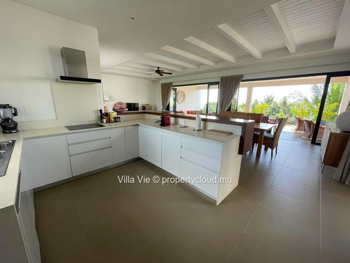 Haute Rive - Magnifique penthouse de 4 chambres en bord de mer