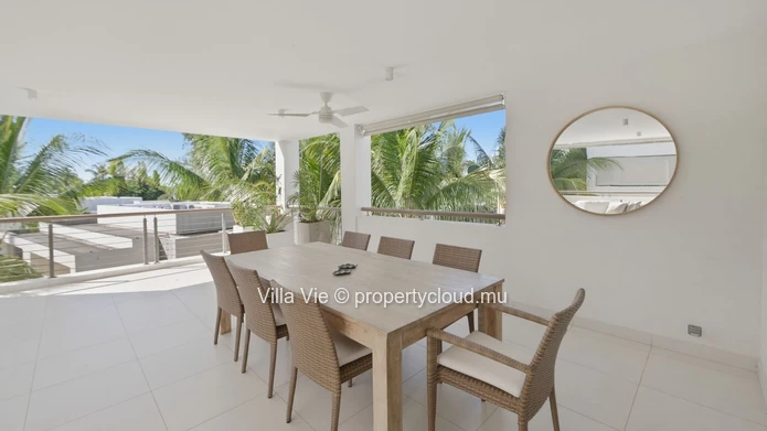 Péreybère - Magnifique penthouse de 3 chambres avec grand rooftop et piscine privée (Mandat exclusif)